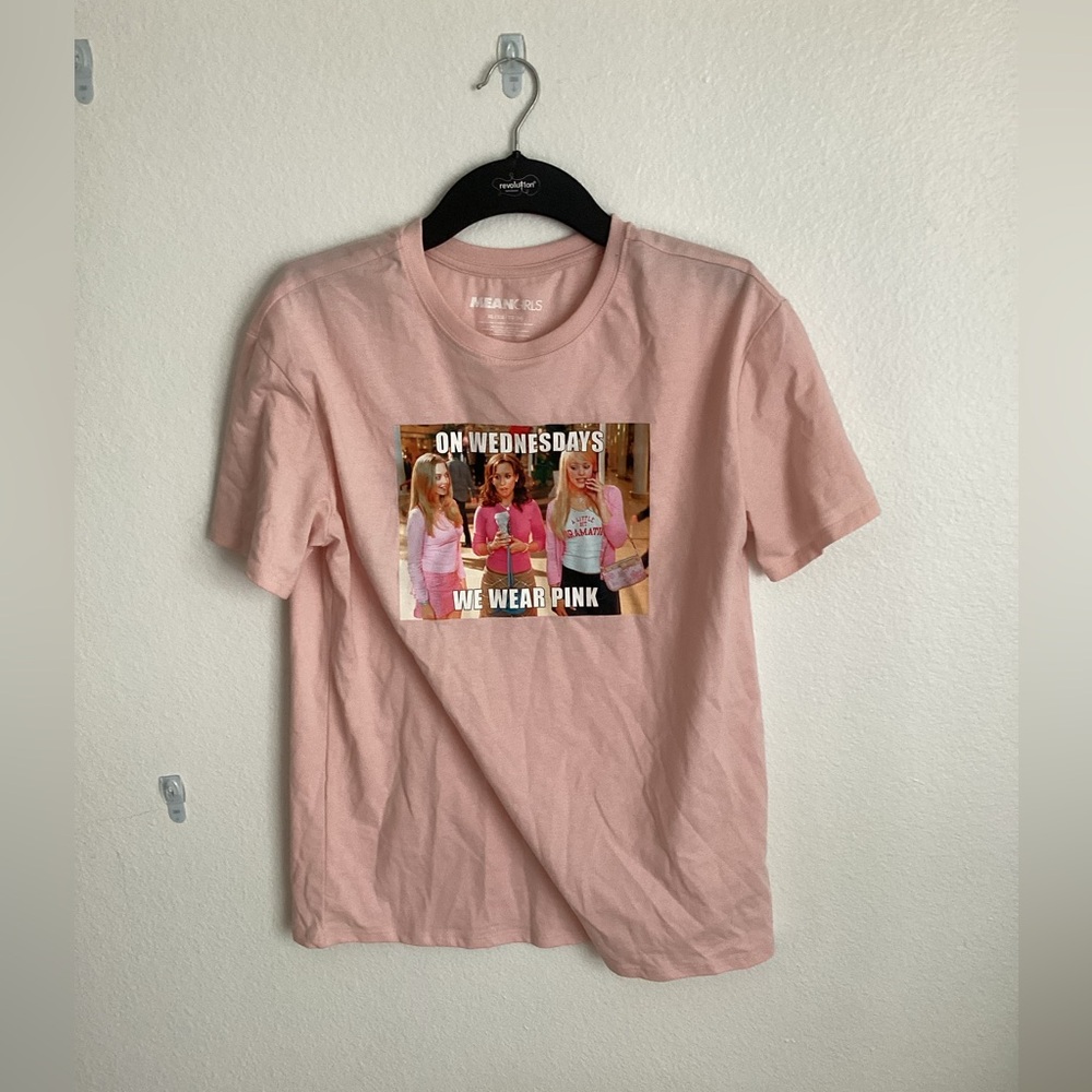 NWOT Mean Girls girls t-shirt XL pink “on Wednesday we wear pink”